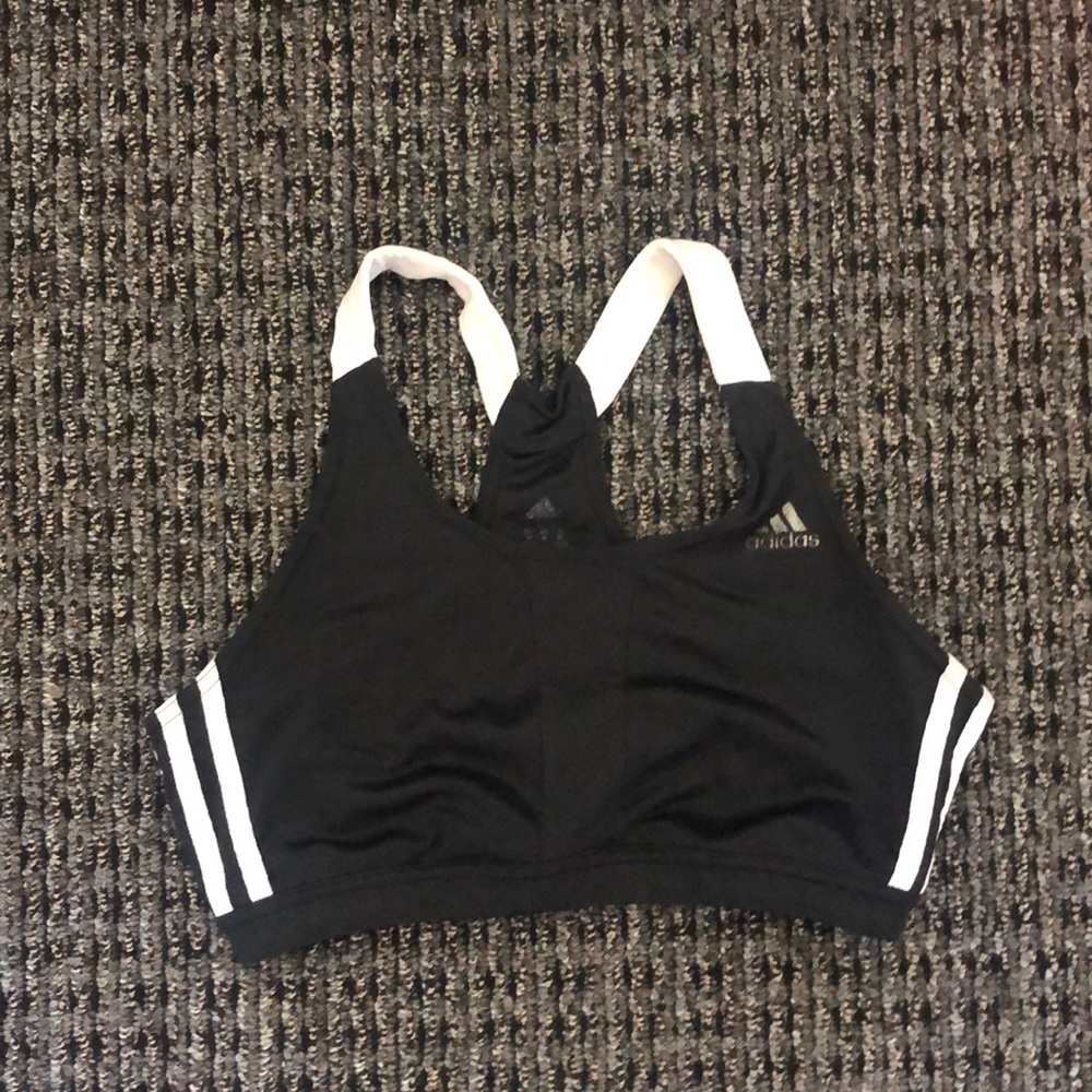 Black sport bra